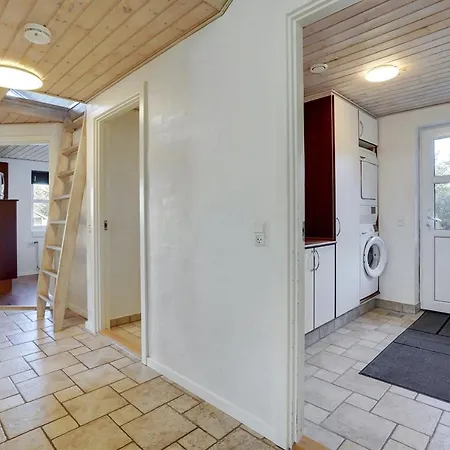Toftevej - Nr. Lyngby - - Lonstrup